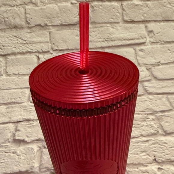 Gradient Red Tumbler with Straw 24 oz - Picture 2 of 4